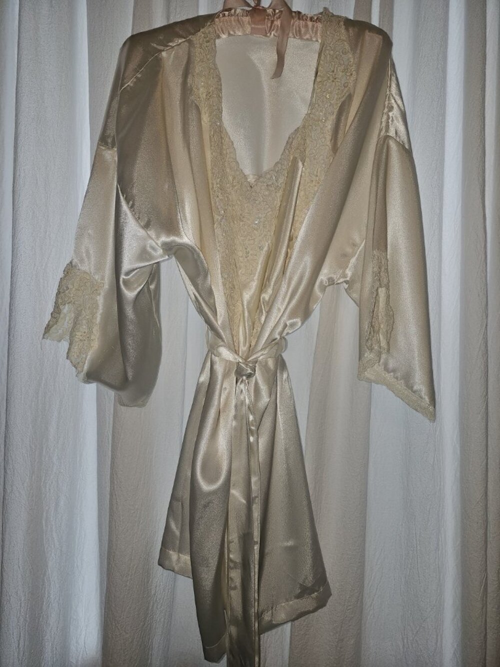 Victoria’s Secret Champagne Satin Lace Teddy Bodysuit & Robe Set Size M